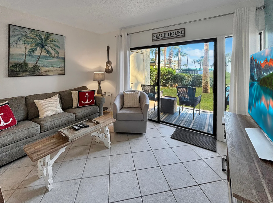 Unit for Sale Penthouse building Unit 9 